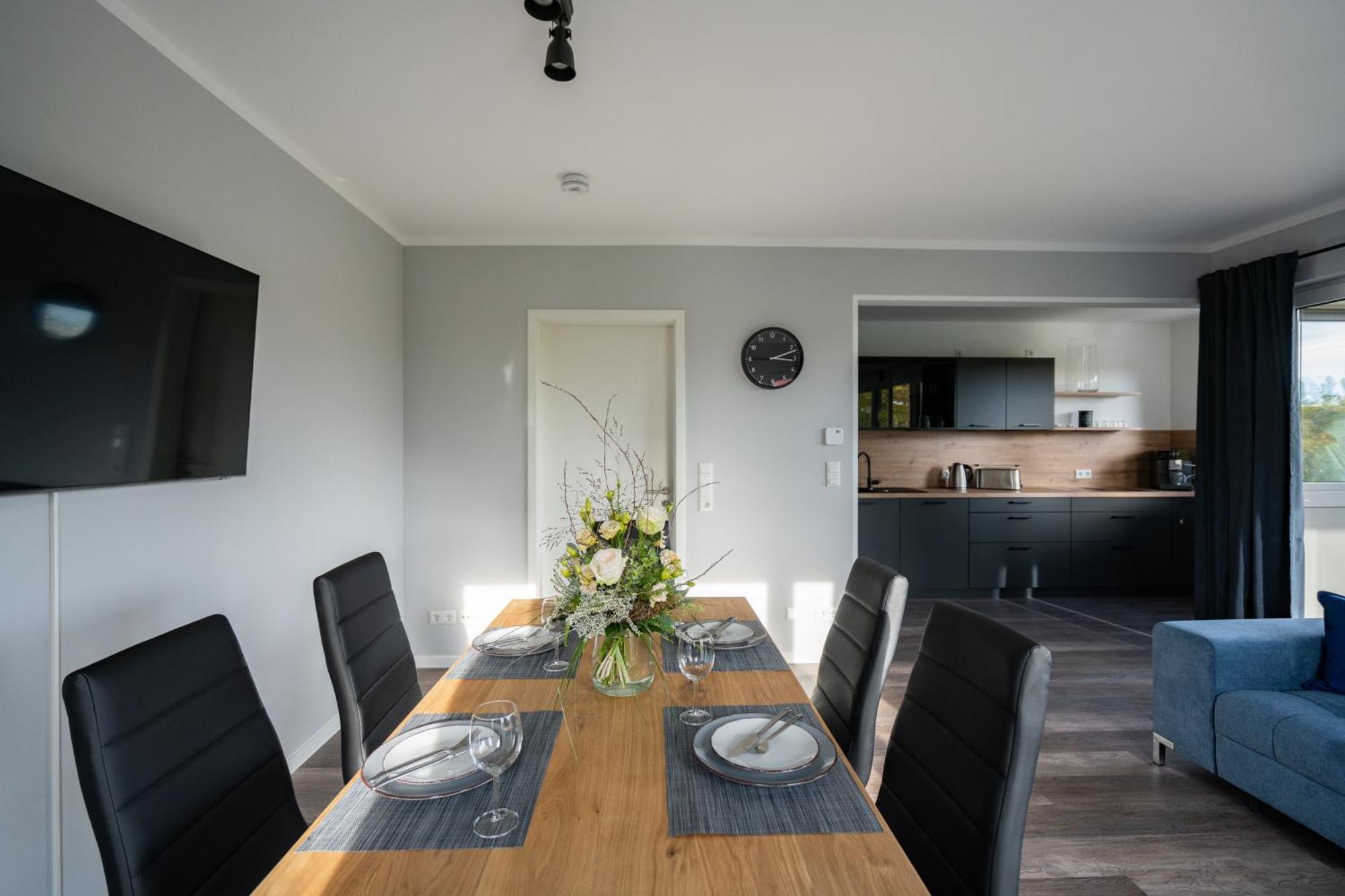 Cozy City Dream Apartment Mit Terrasse Und Parkplatz - 90M² Dresda Exterior foto