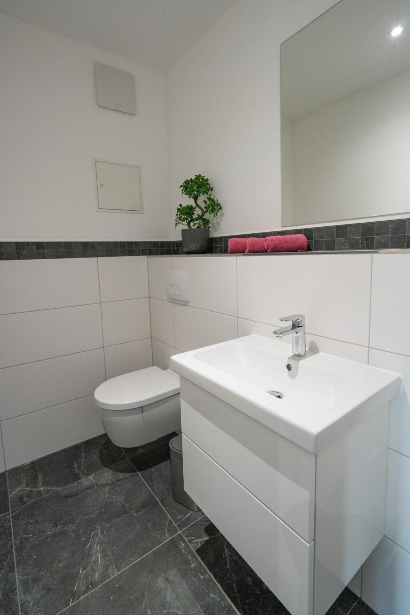 Cozy City Dream Apartment Mit Terrasse Und Parkplatz - 90M² Dresda Exterior foto